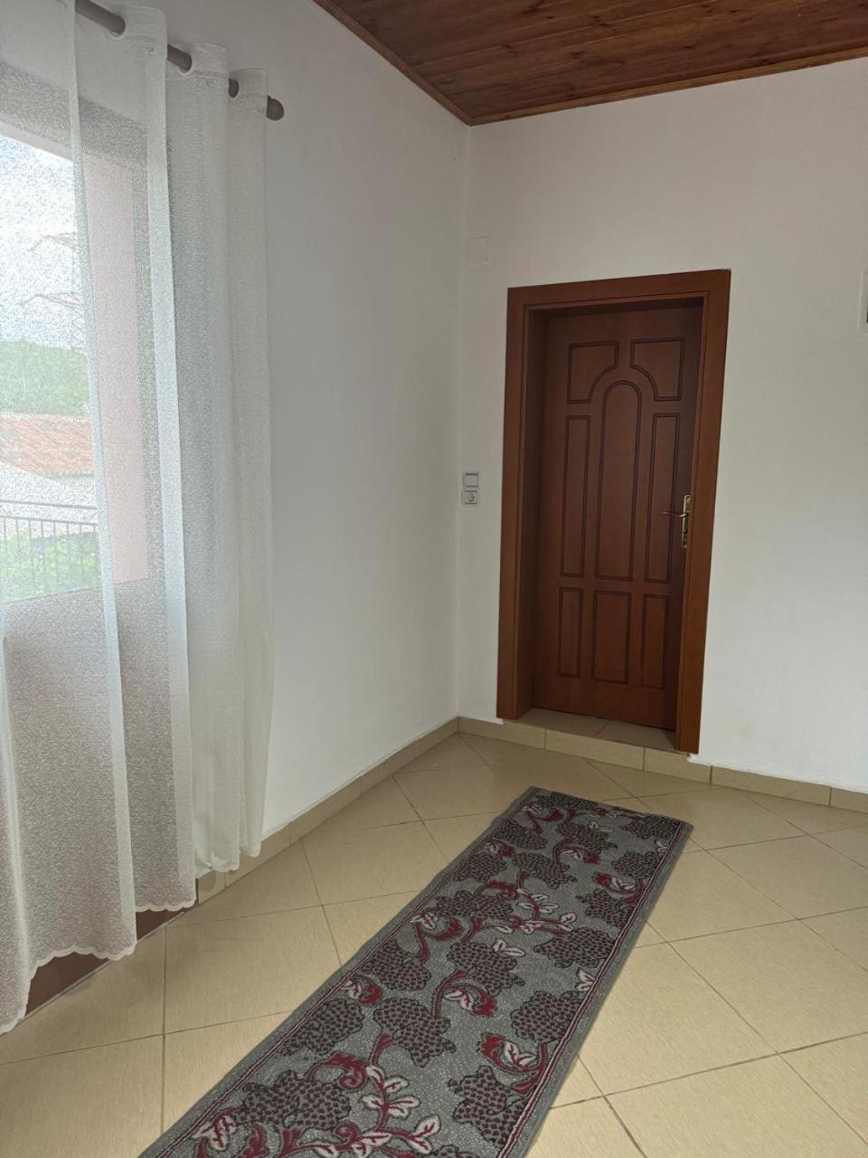 Villa Zefi Rrenc Papaj Екстериор снимка