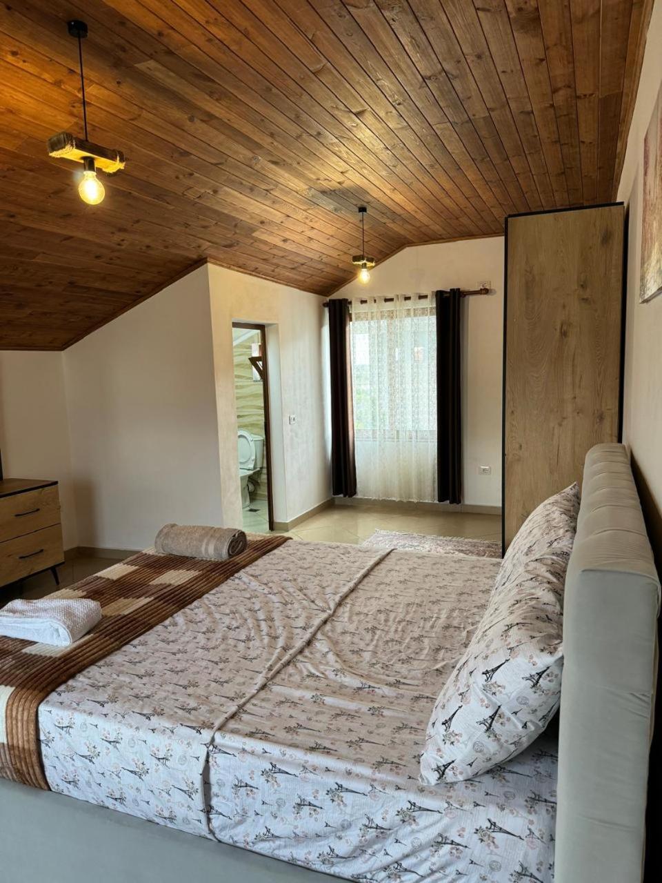 Villa Zefi Rrenc Papaj Екстериор снимка