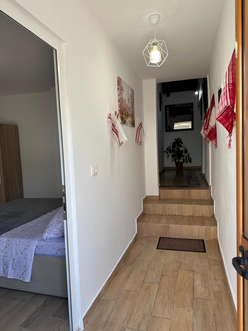 Villa Zefi Rrenc Papaj Екстериор снимка