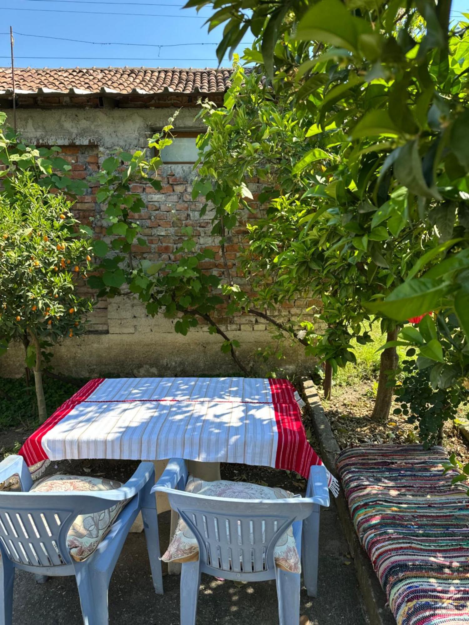 Villa Zefi Rrenc Papaj Екстериор снимка